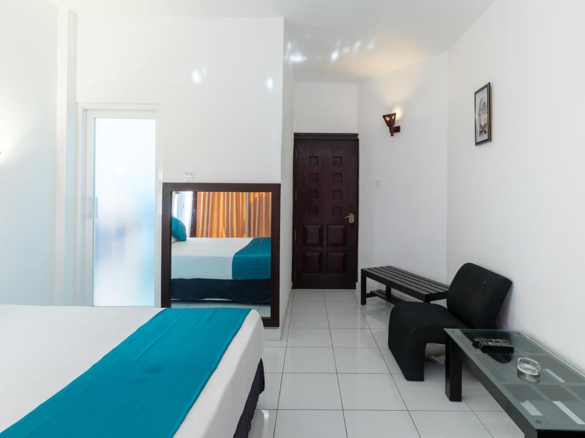 Royal Mount Hotel Dehiwala-Mount Lavinia Exterior foto